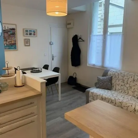 Etape Saumuroise En Centre-ville 아파트 쏘뮤흐